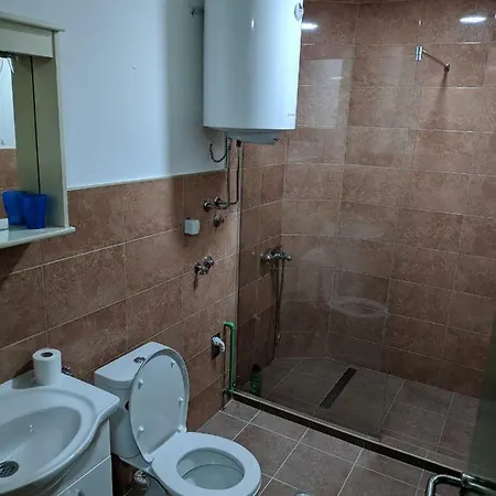 Malo Brdo פודגוריצה